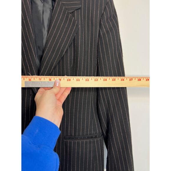 Vtg The Villager Womens Single Breasted Blazer Sz 4 Pinstripe Preppy Work - Picture 5 of 8